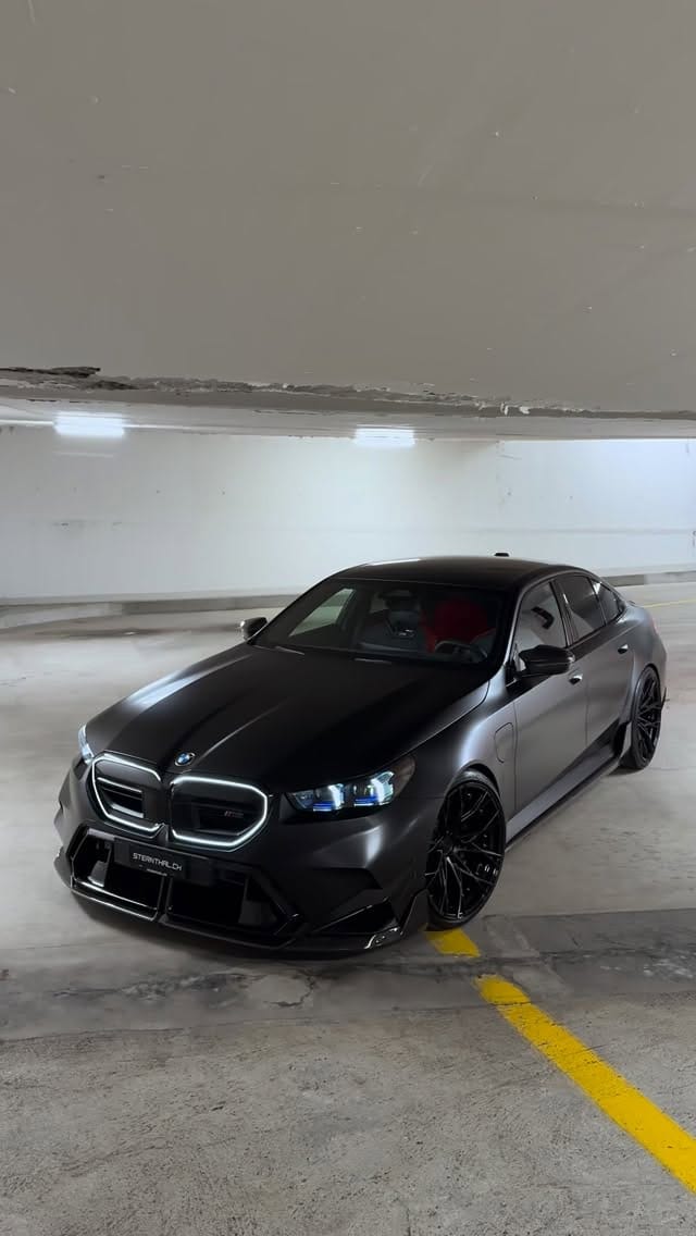 Post 4 by Sternthal GmbH on Instagram (video)