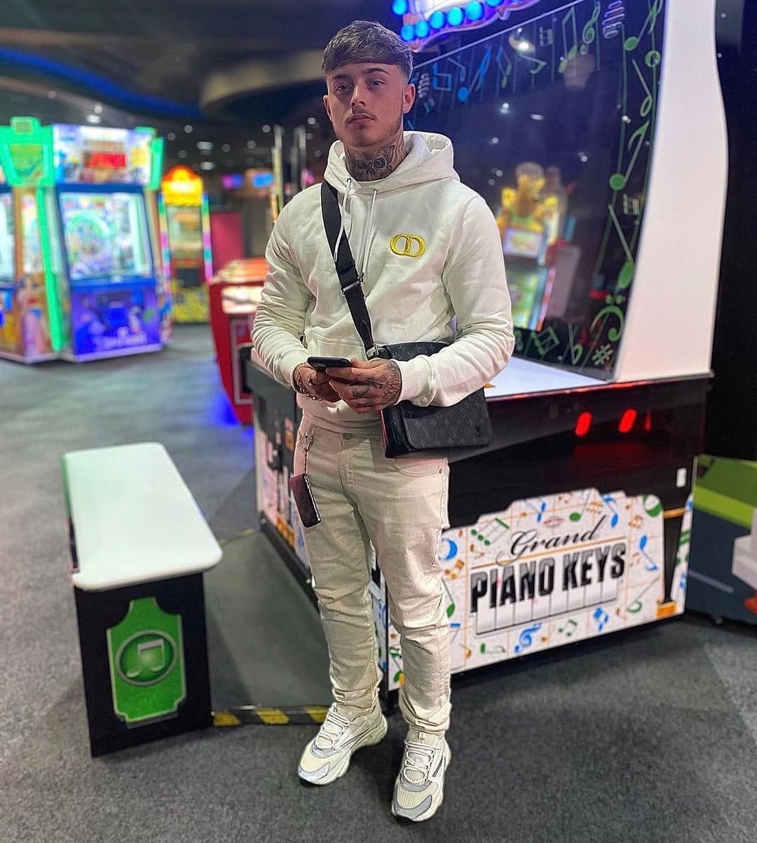 Post 5 by Millionaire World💸 on Instagram (image)