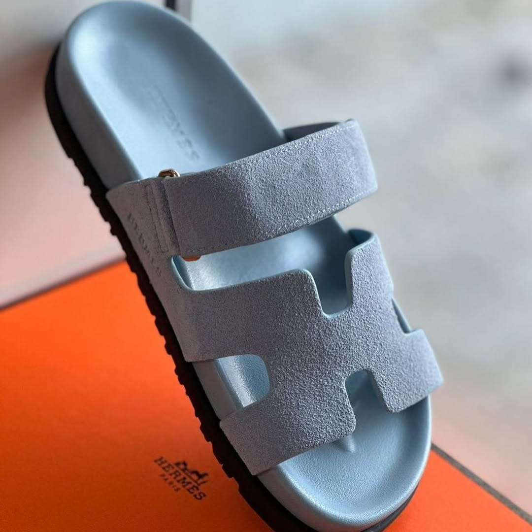 Post 5 by LUXXACCI - LUXURY PERSONAL SHOPPING on Instagram (carousel)