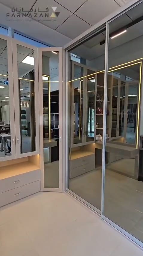 Post 7 by Farmazan (closets & kitchens) on Instagram (video)