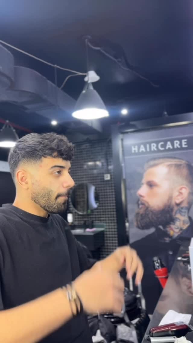 Post 7 by HEADZ UP SALON on Instagram (video)
