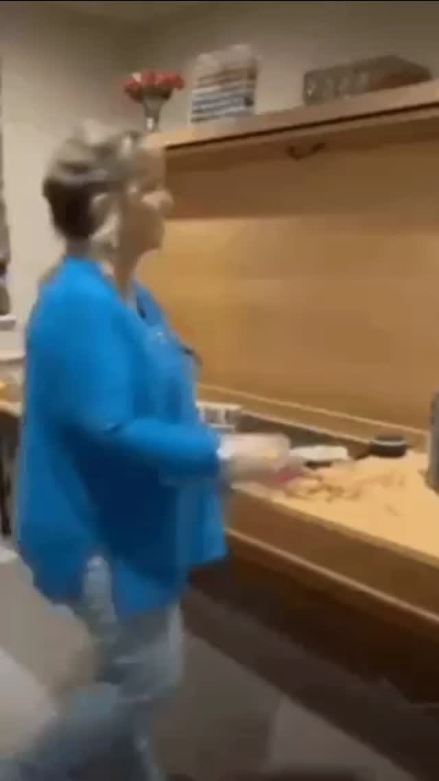 Post 5 by CASA-ELAN UAE on Instagram (video)