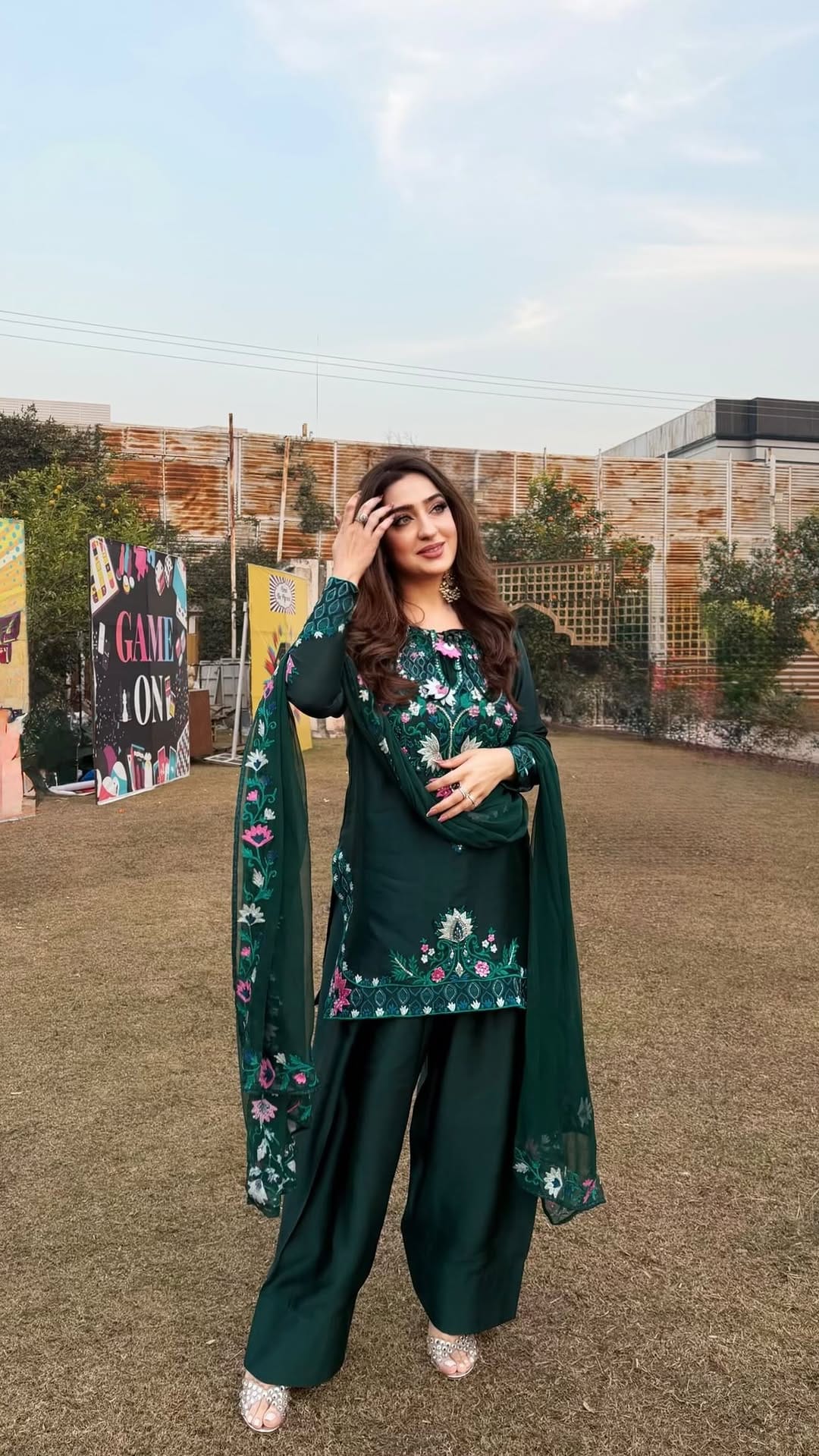 Post 6 by Qudsia AQ on Instagram (video)