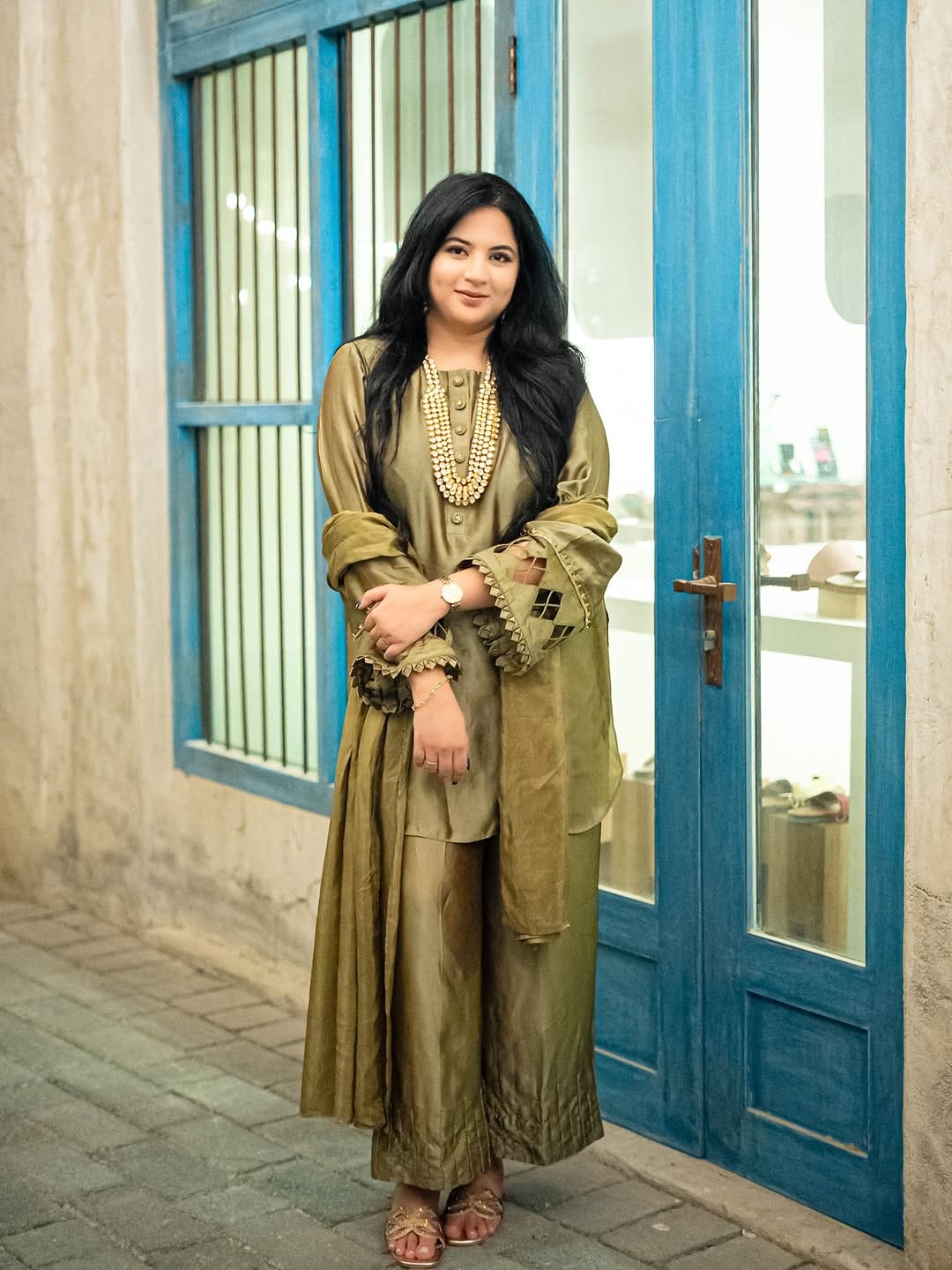 Post 1 by Heesha | (Meeta Rajani) on Instagram (carousel)