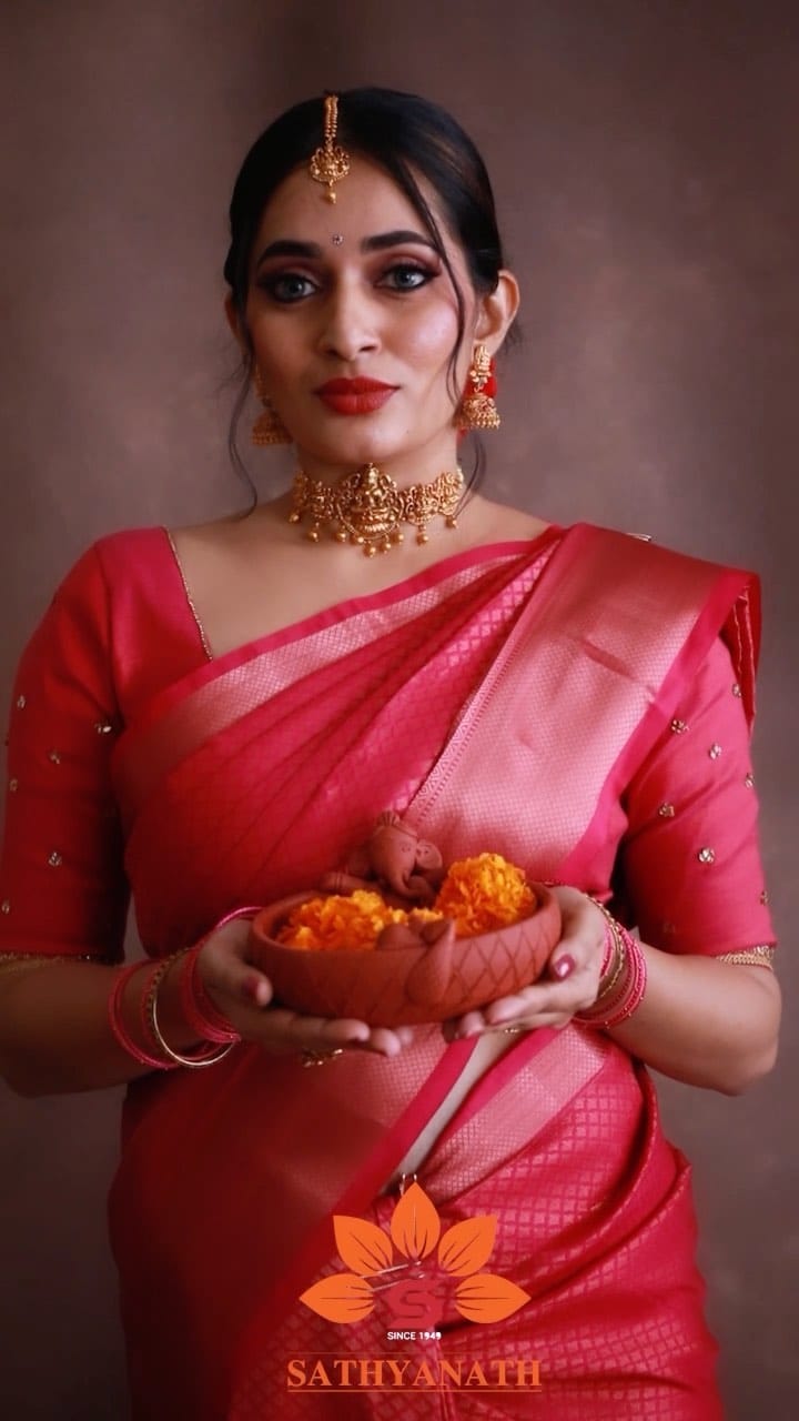 Post 8 by Swathi Bangera on Instagram (video)