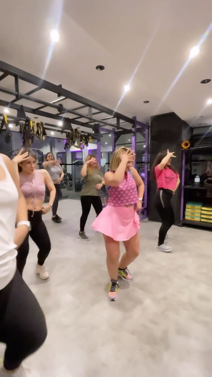 Post 9 by Melina‌ | Zumba | Dance ✨ on Instagram (video)