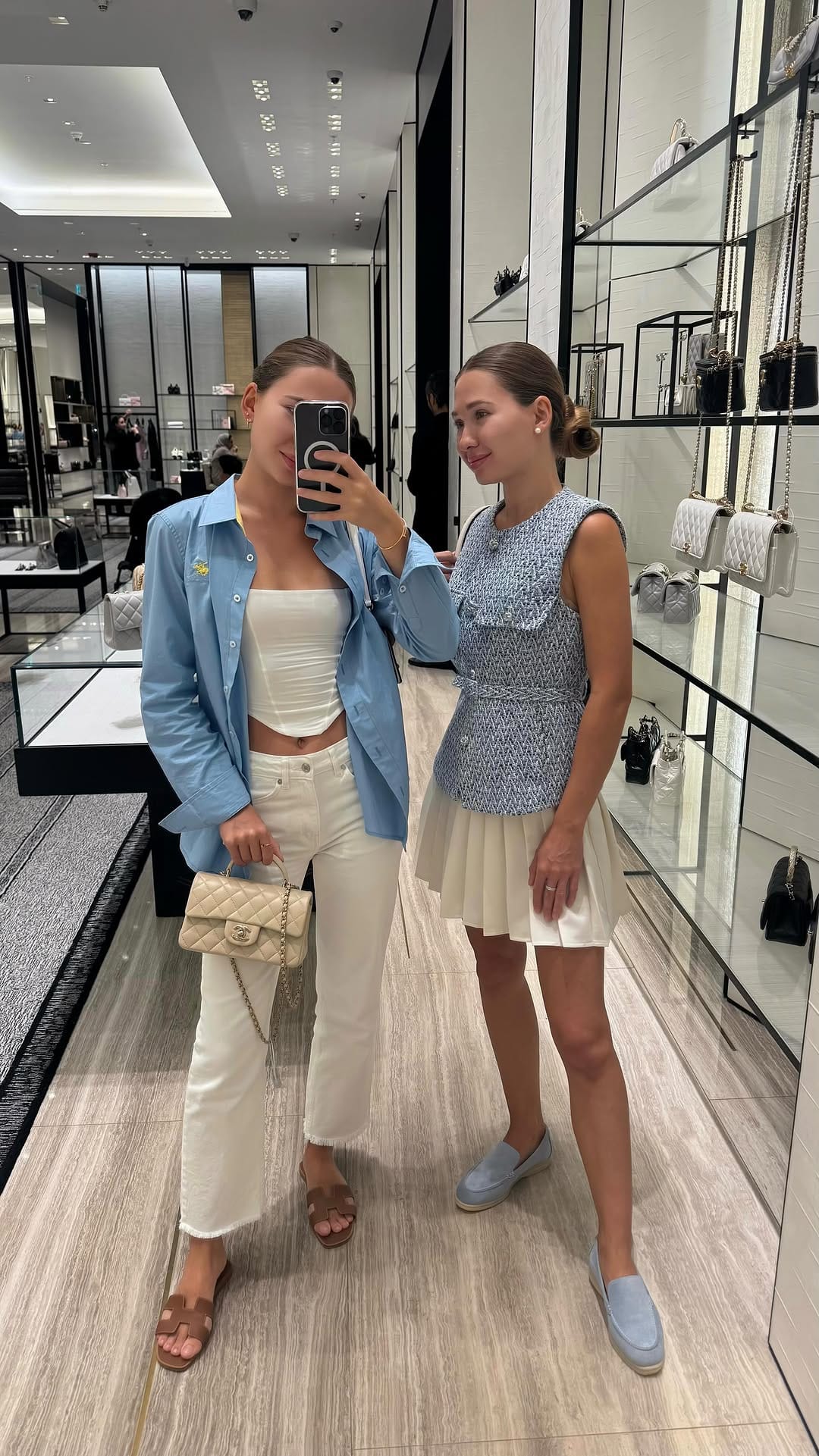 Post 2 by 𝐎𝐋𝐘𝐀 & 𝐎𝐋𝐄𝐒𝐈𝐀 on Instagram (video)