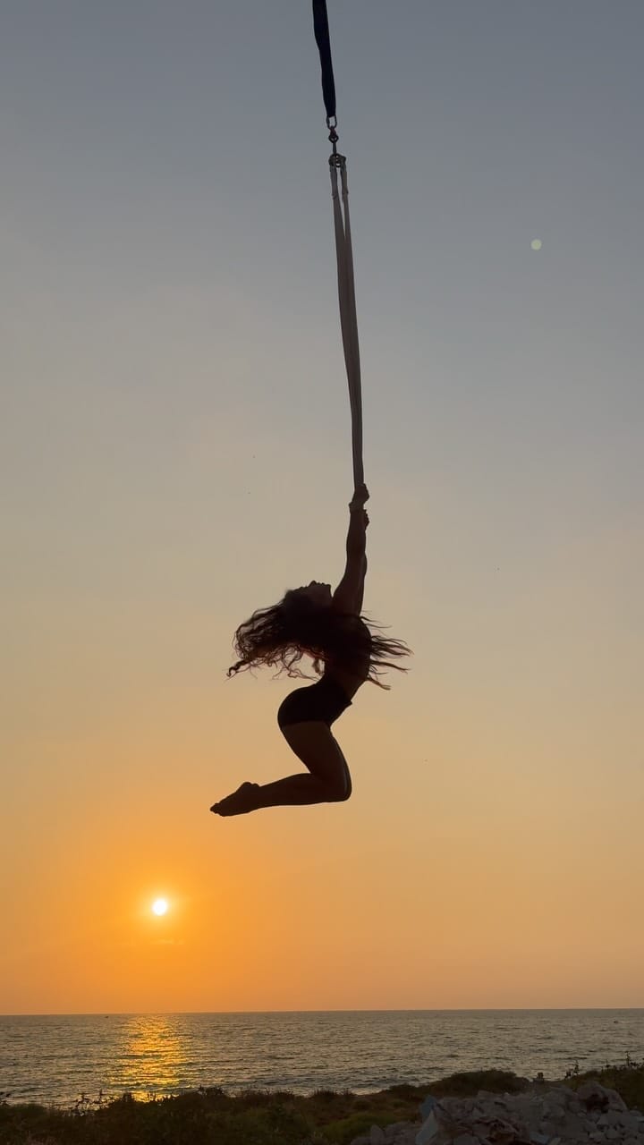 Post 8 by Sally Andraos | Aerialist on Instagram (video)