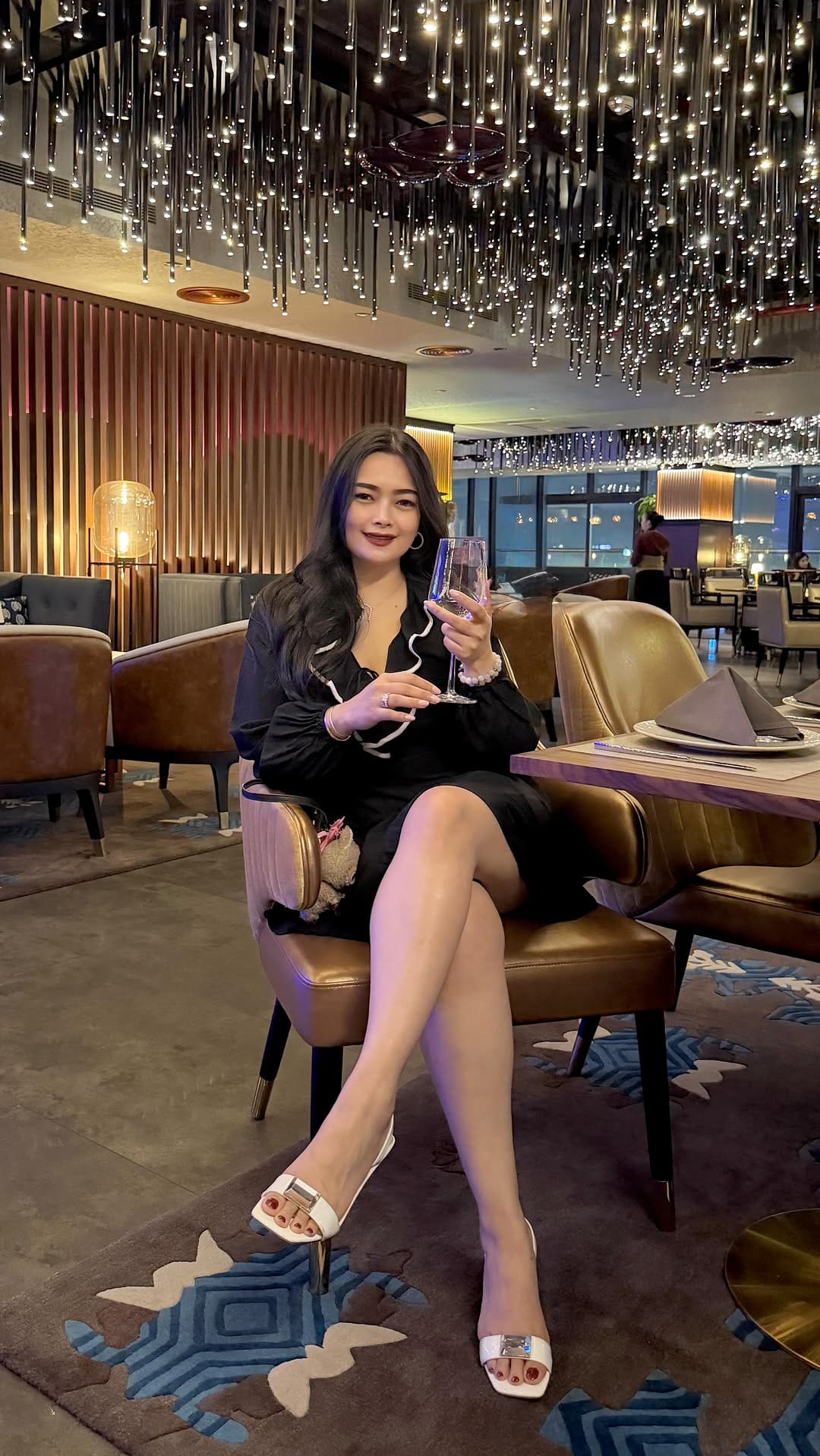 Post 1 by Ms. Steph Halabi on Instagram (video)