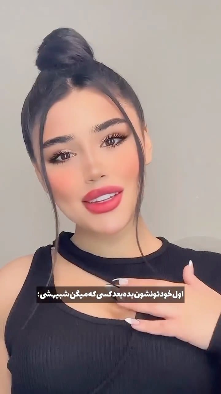 Post 8 by ﹔Elisa on Instagram (video)