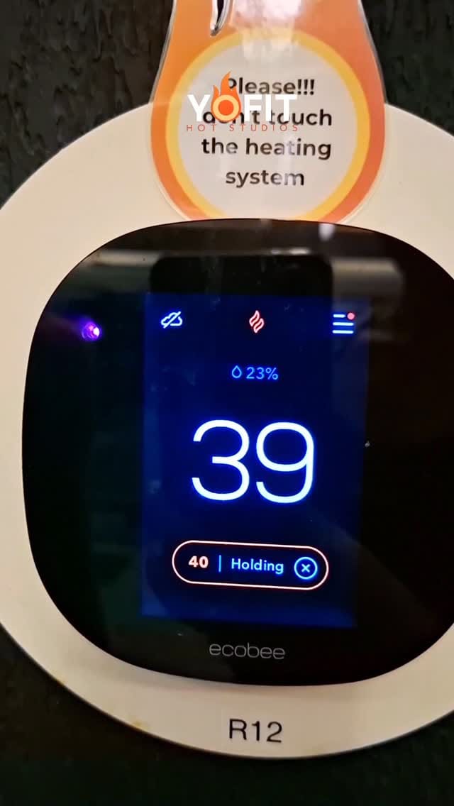 Post 10 by YOFIT Hot Studios DIFC on Instagram (video)