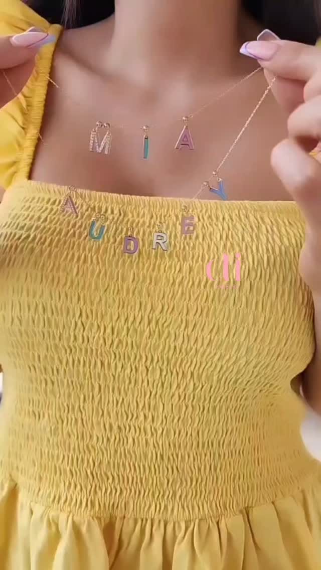 Post 5 by 𝓓𝓲𝓳𝓮𝔀𝓵𝓵𝓮𝓻𝔂 𝓫𝔂 𝓭𝓲𝓪𝓷𝓪 z on Instagram (video)