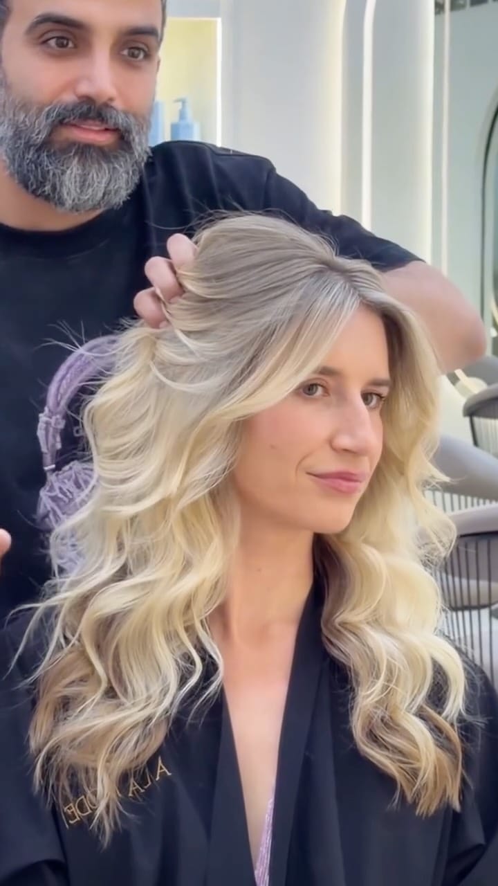 Post 2 by Á La Mode Salon on Instagram (video)
