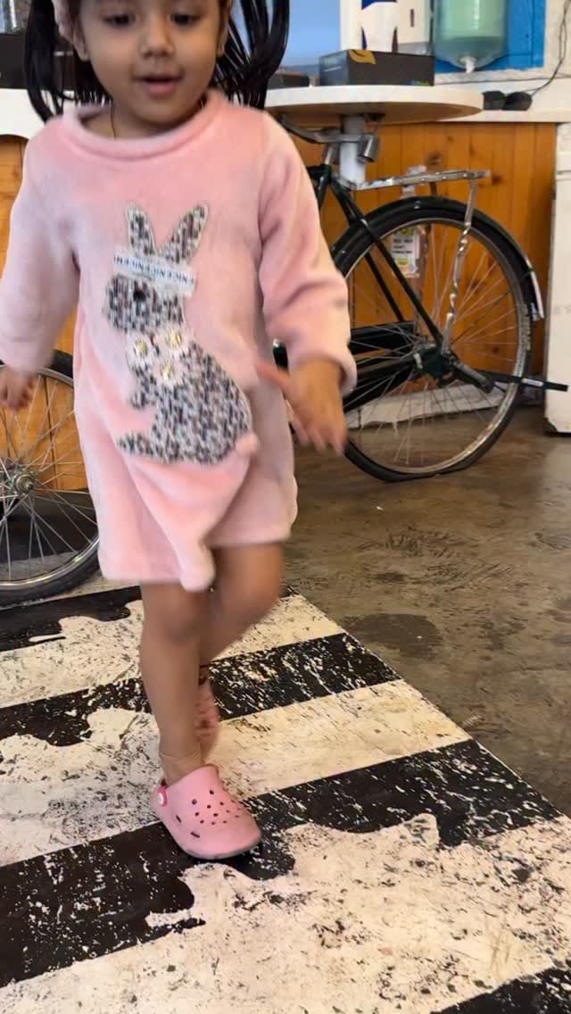 Post 2 by Kulfilicious on Instagram (video)