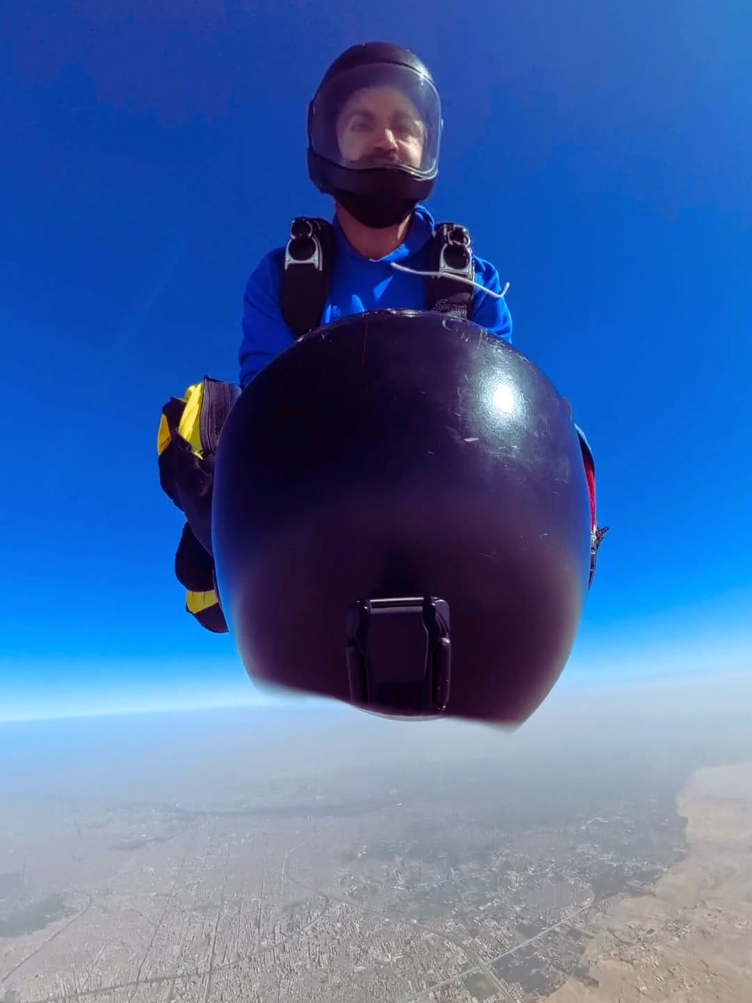 Post 3 by HASHASH | FIGHTING | SKYDIVING | OFFROAD | STUNT | on Instagram (image)