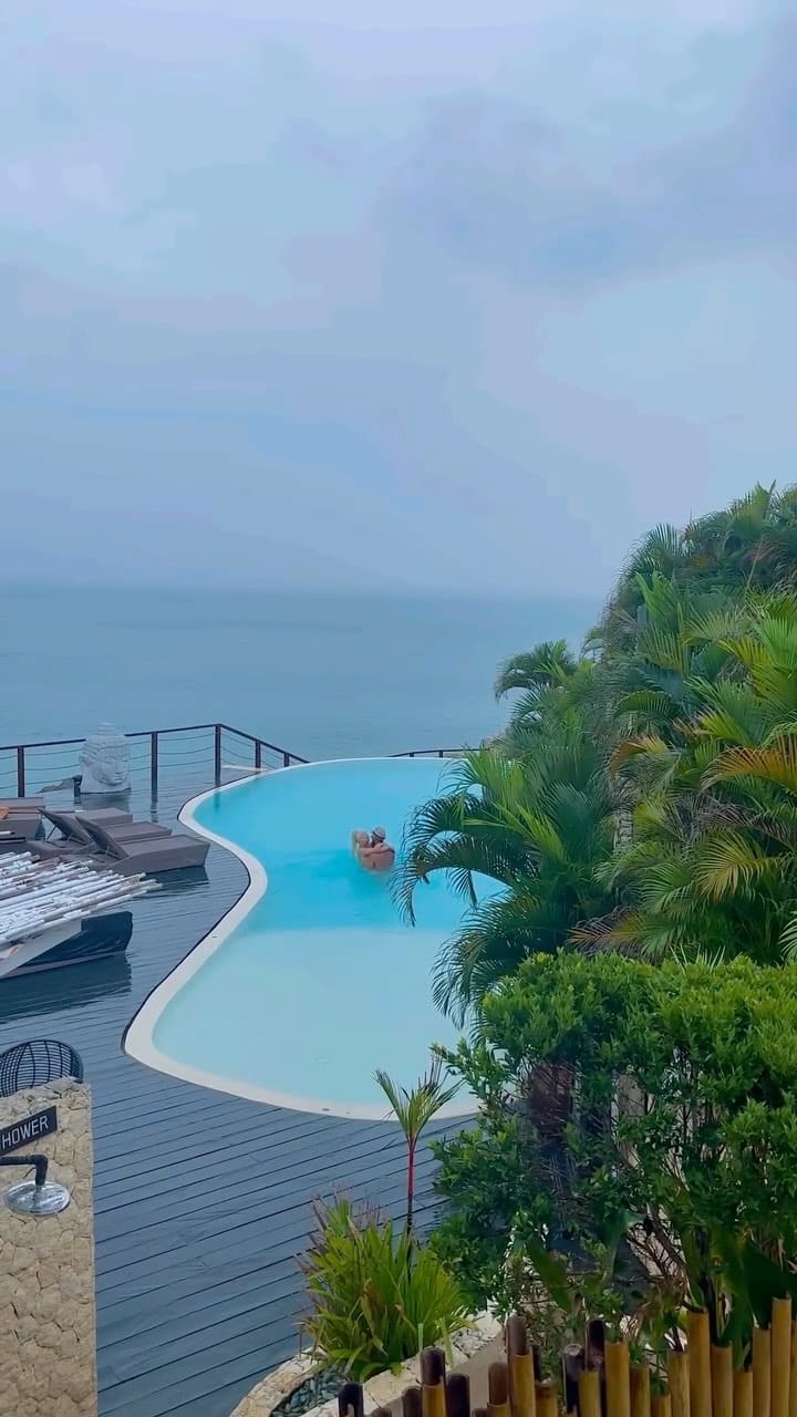 Post 10 by Mohammadreza T on Instagram (video)