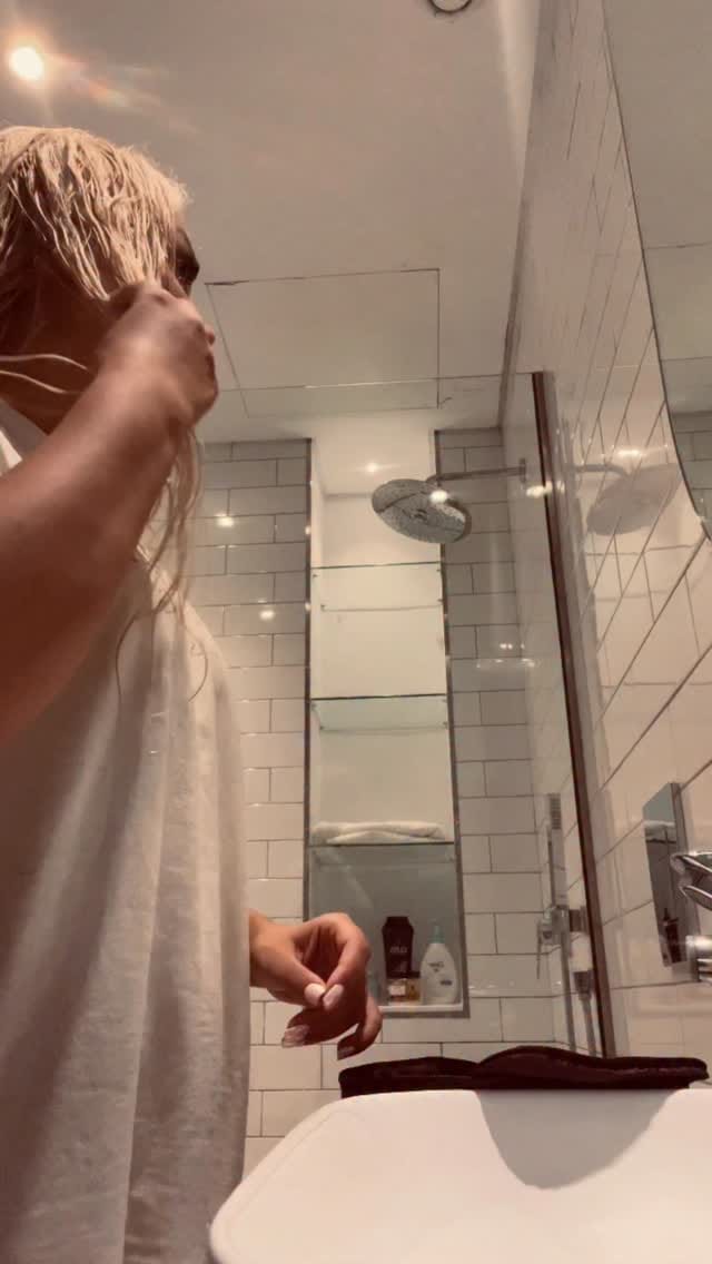 Post 4 by ꌗꃅꍏꀸꀤ on Instagram (video)