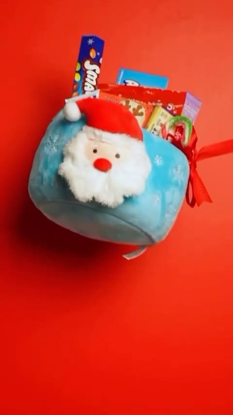 Post 8 by Candylicious World on Instagram (video)