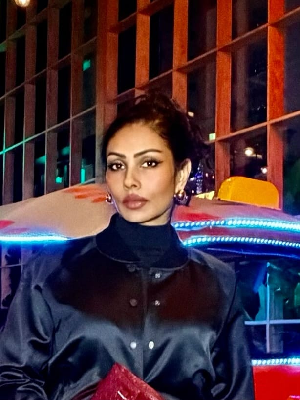 Post 3 by Jigna Shiju on Instagram (carousel)