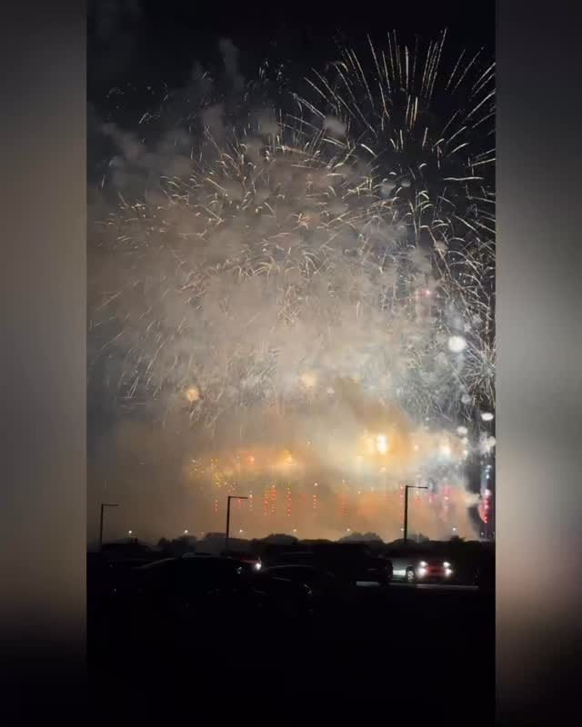 Post 4 by Erum Zaeem on Instagram (video)