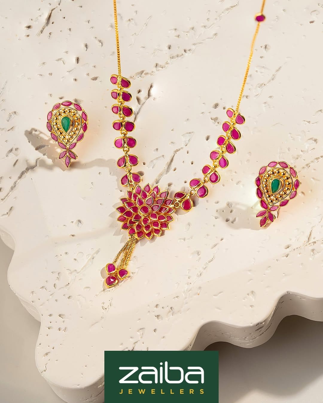 Post 5 by Zaiba Jewellers on Instagram (image)