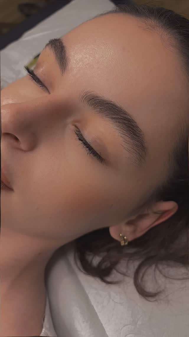 Post 4 by FERJA LASHES on Instagram (video)
