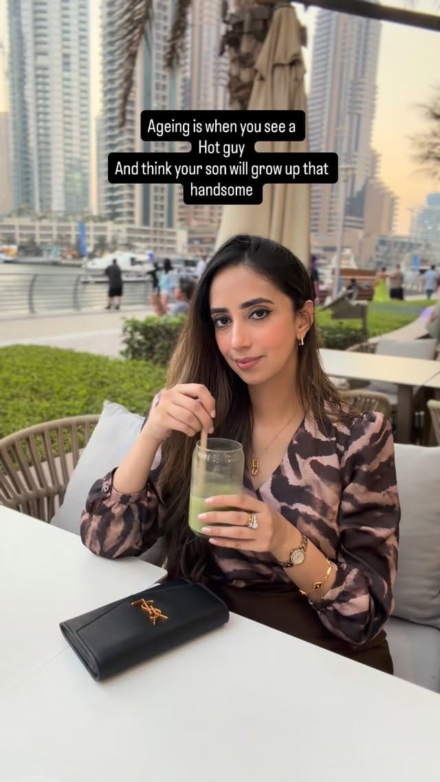 Post 8 by حرہ خان | ℋ𝓎𝓇𝒶 𝓀𝒽𝒶𝓃 on Instagram (video)
