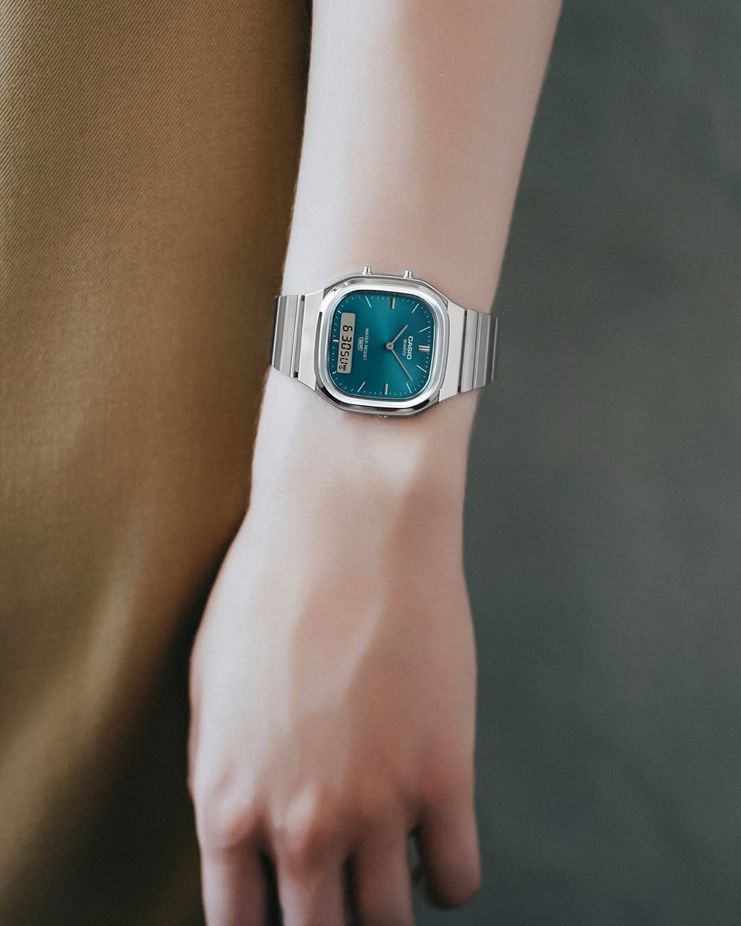 Post 3 by TIME WORLD WATCHES on Instagram (carousel)