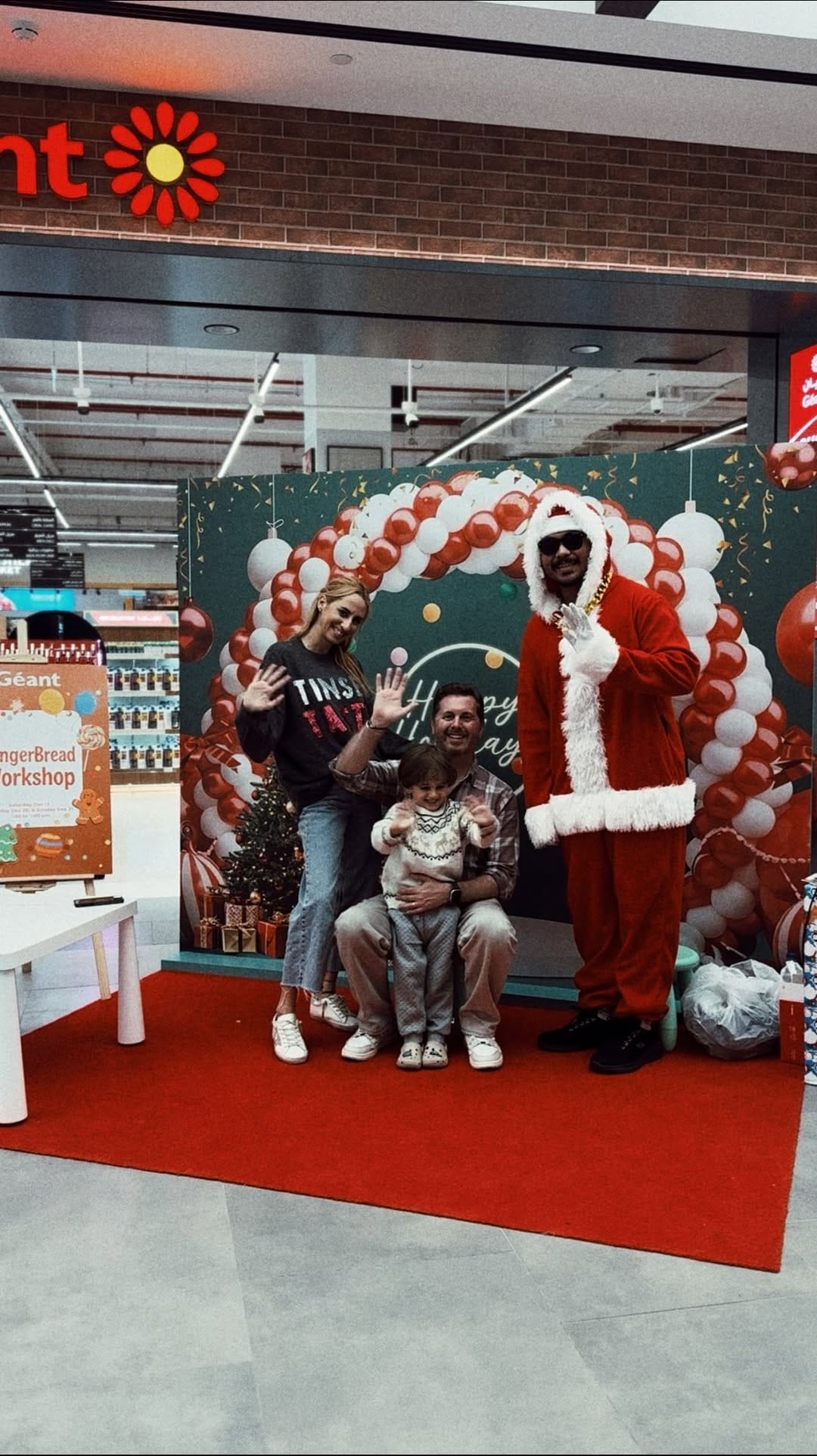 Post 7 by Jasmine, Michael & Eden on Instagram (video)