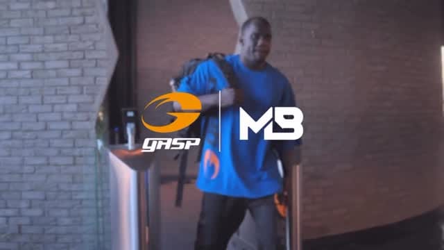 Post 6 by MUSL BUDDIES | Clothing Store 🇦🇪 on Instagram (video)