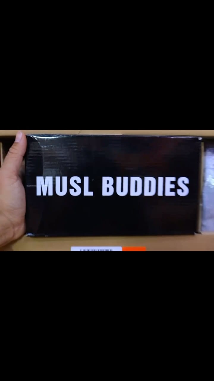 Post 10 by MUSL BUDDIES | Clothing Store 🇦🇪 on Instagram (video)
