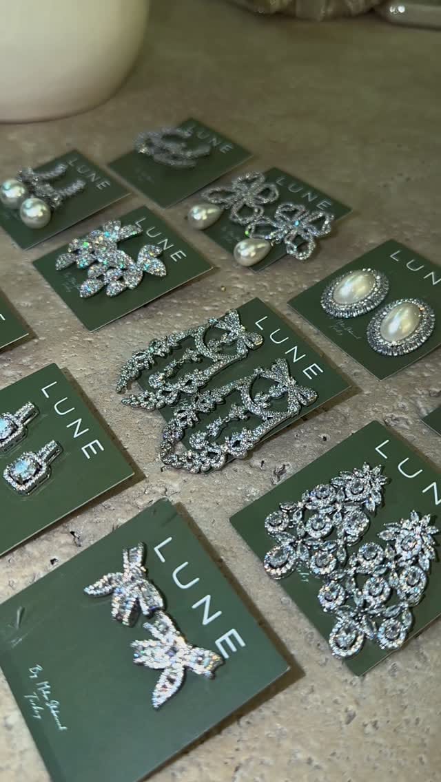 Post 2 by Lune Bride on Instagram (video)