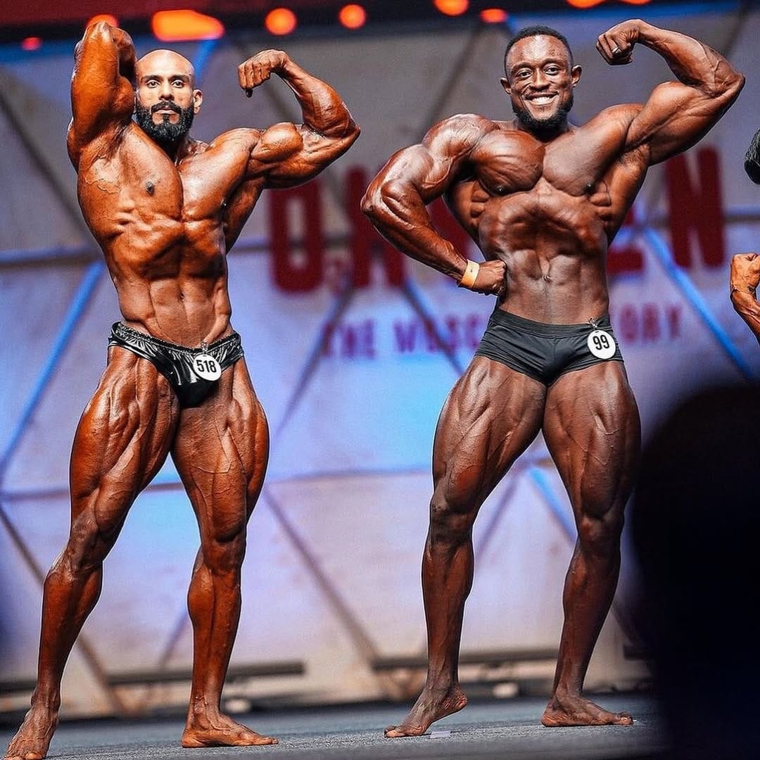 Post 10 by IFBB PRO JENEV on Instagram (carousel)