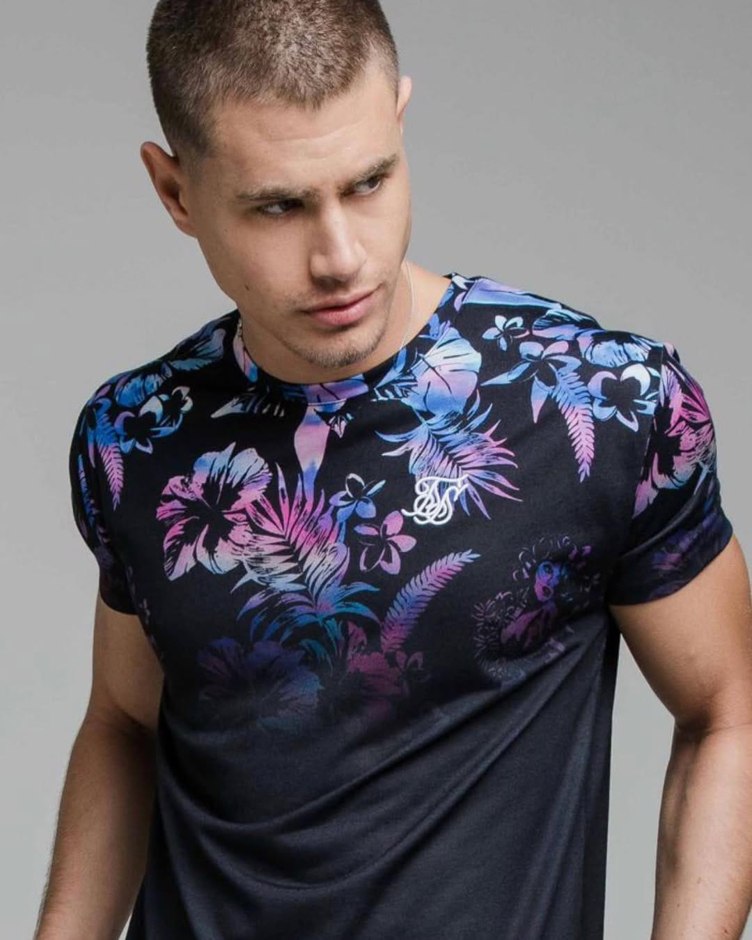 Post 3 by ZANMODA | Streetwear  Fashion on Instagram (image)