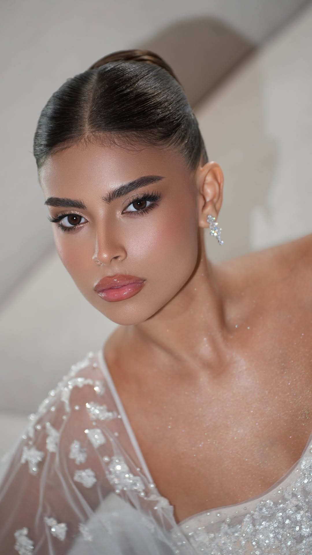 Post 8 by Bridal Makeup Artist on Instagram (video)