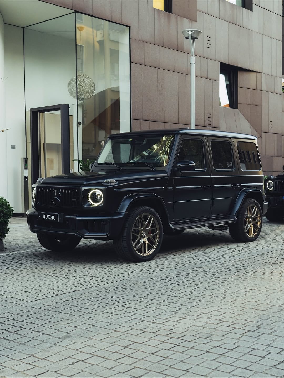 Post 2 by LUXCAR RENTAL 🇪🇺 on Instagram (carousel)