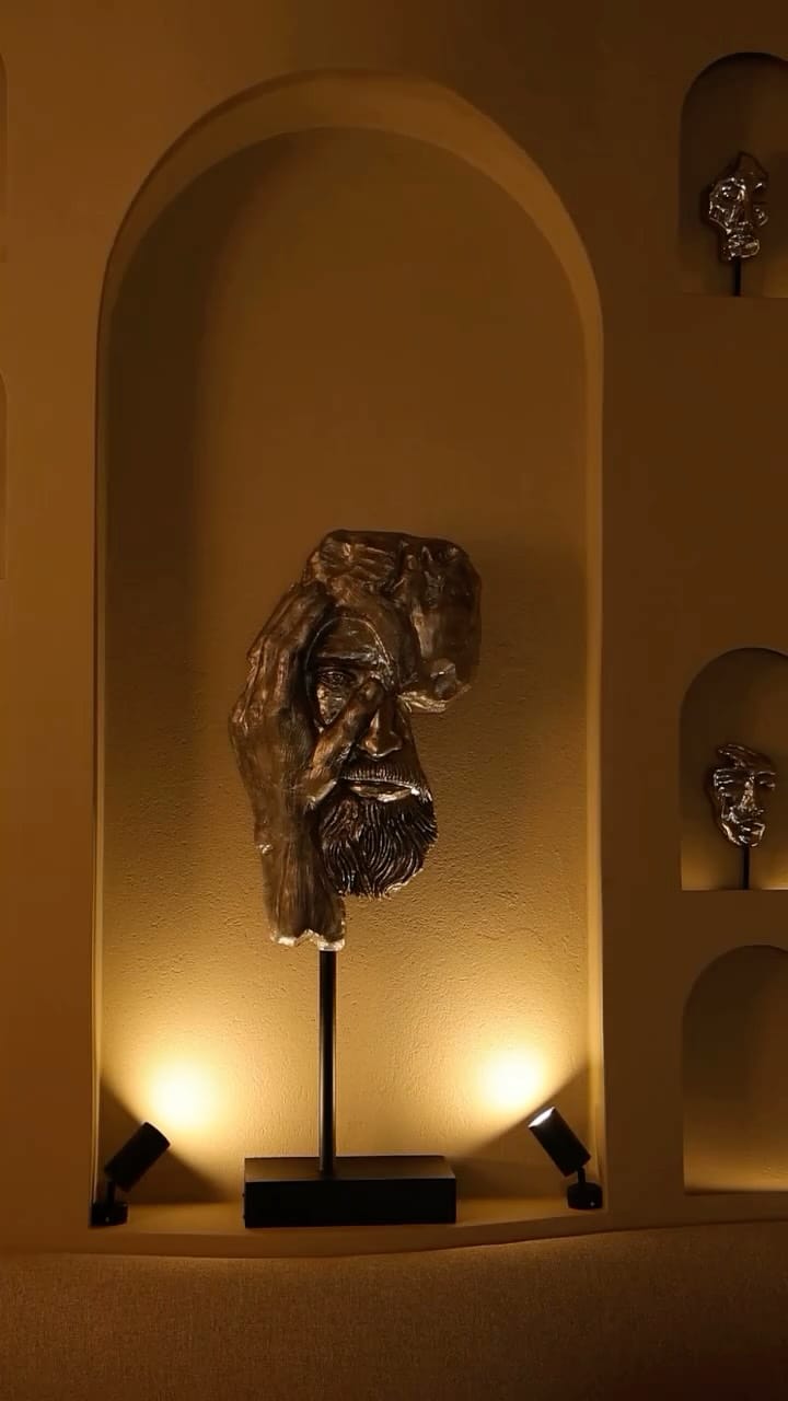 Post 8 by Dima Al Chaar on Instagram (video)