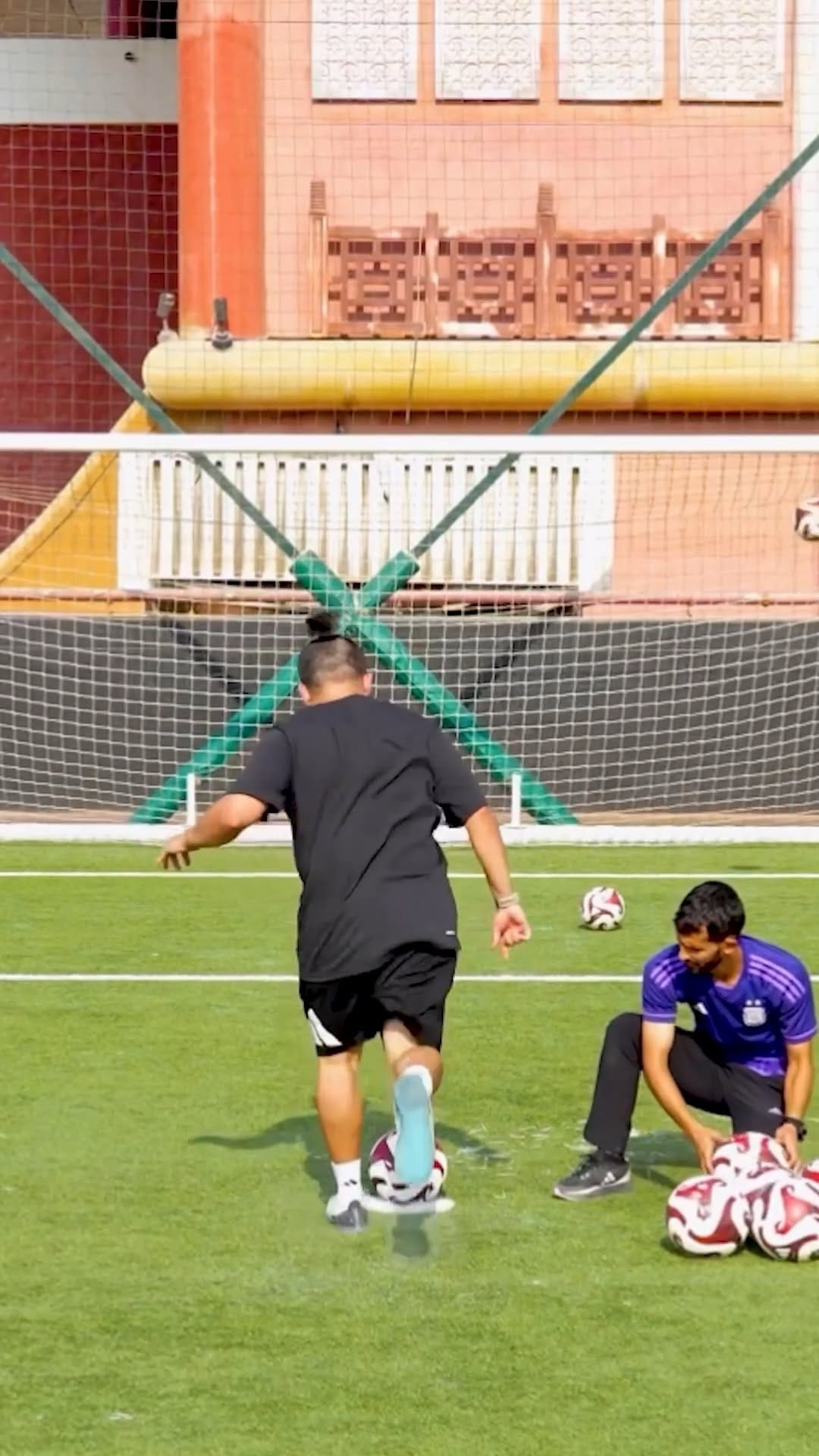 Post 7 by Daniel Ali on Instagram (video)