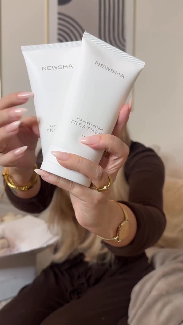 Post 6 by Vivi ♡ on Instagram (video)