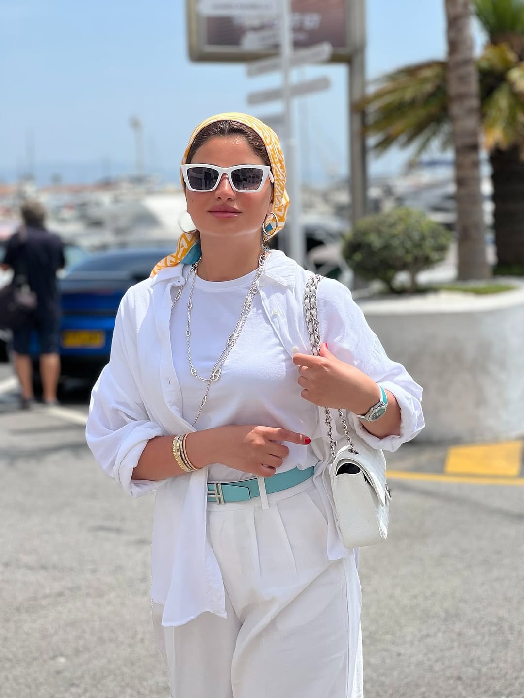 Post 9 by Z͏a͏h͏r͏a͏ D͏a͏r͏w͏i͏s͏h͏ - Fashion Stylist on Instagram (carousel)
