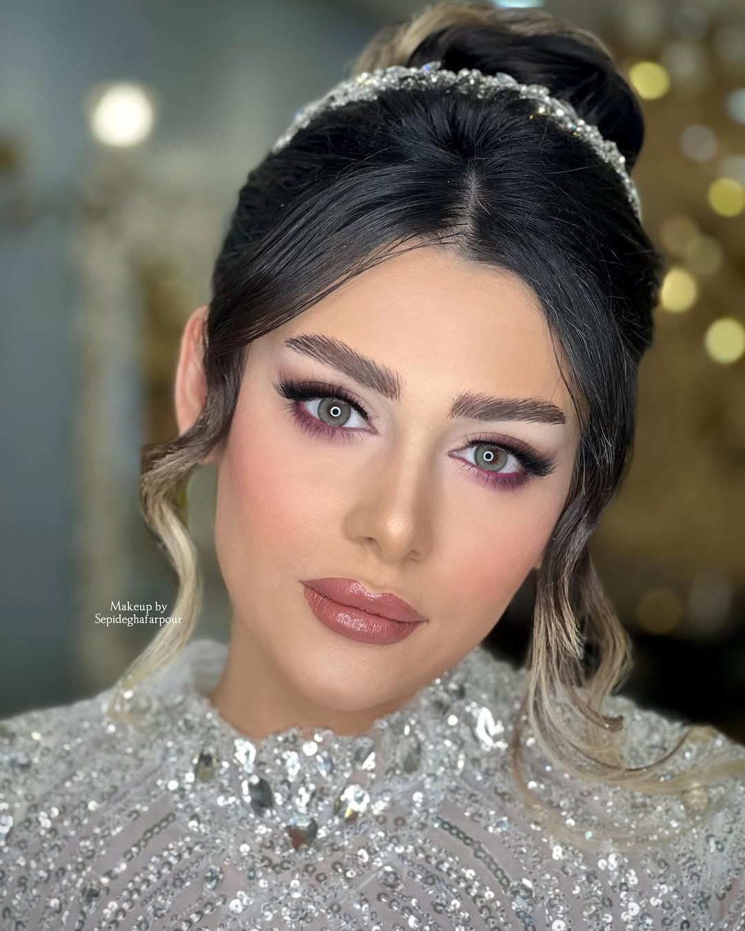 Post 10 by عروس ماه پیشونی on Instagram (carousel)