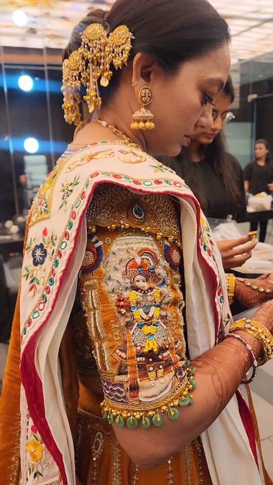 Post 9 by TEENU'S BEAUTY WORLD ®  Surat. on Instagram (video)