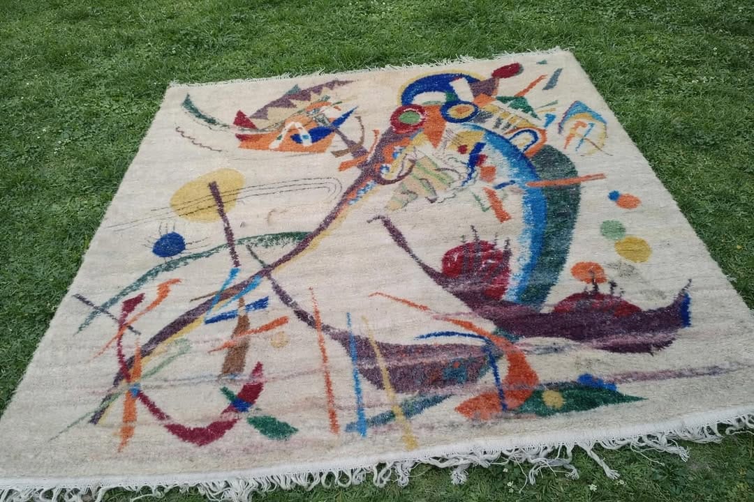 Post 1 by Weavers Rug Dubai on Instagram (image)