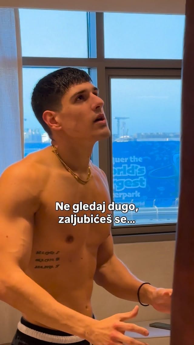 Post 8 by Aleksa Paović on Instagram (video)