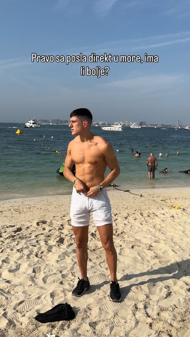 Post 9 by Aleksa Paović on Instagram (video)