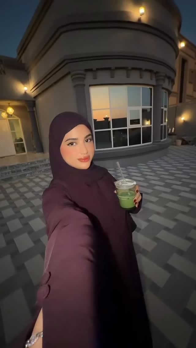 Post 9 by Blooming Salons on Instagram (video)