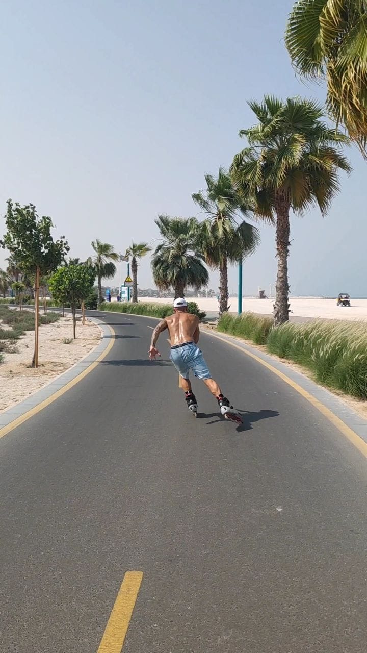 Post 1 by ROMA YURYEV on Instagram (video)