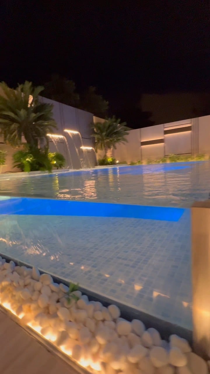 Post 10 by FIKRA | Lighting design & supply on Instagram (video)