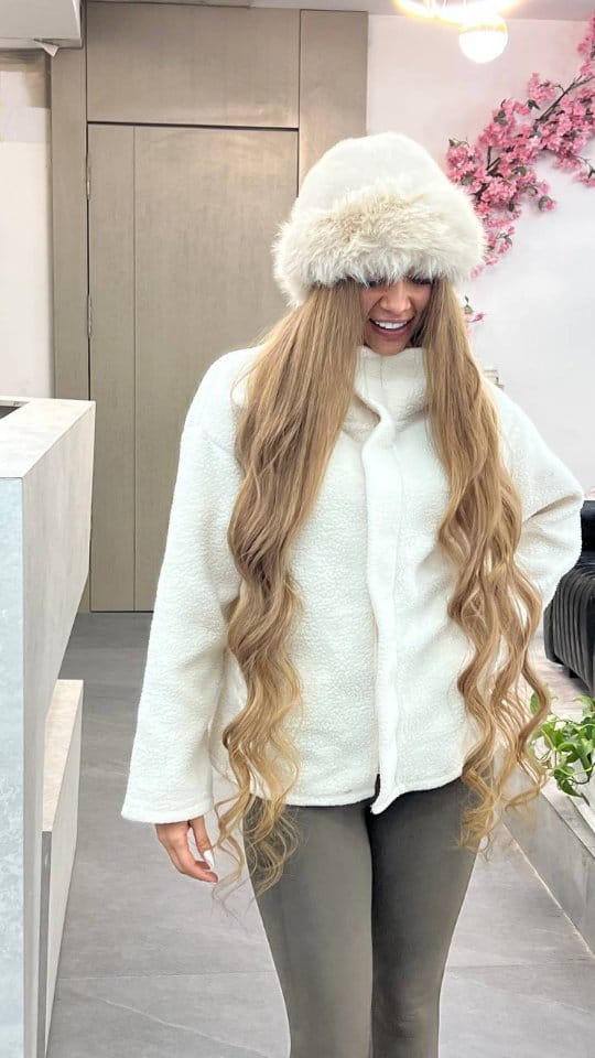 Post 6 by 🌸hair treatment master 🌸 on Instagram (video)