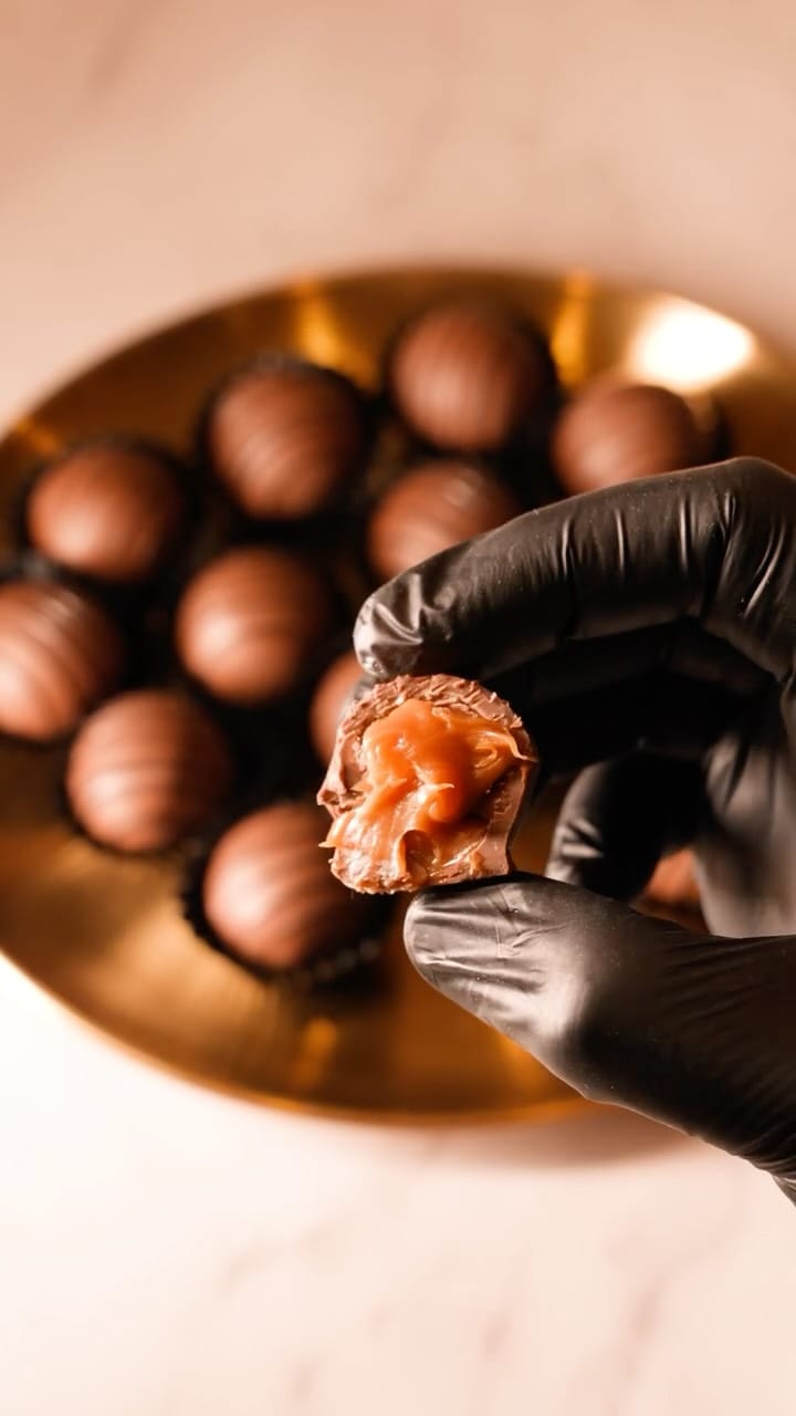 Post 10 by MBM SAMMANI Sweets Factory on Instagram (video)